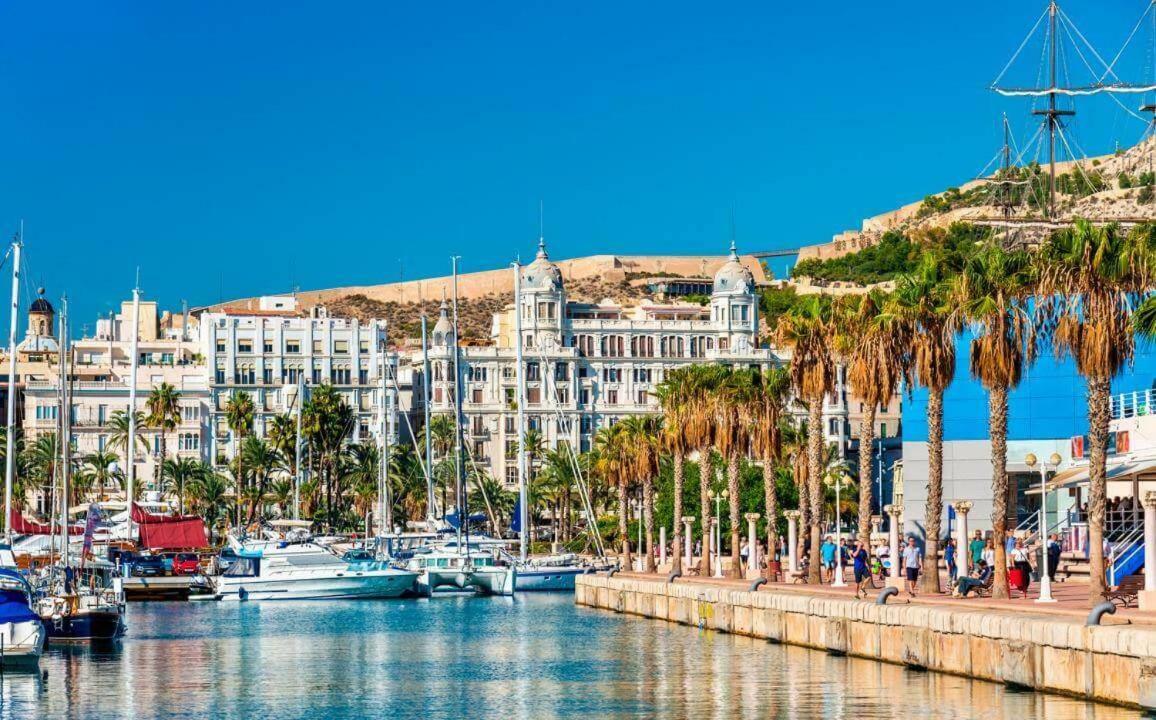 Mercado Suite Apartamento Alicante Eksteriør bilde